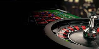 Live Casino ဂိမ်းများ Dealer နှင့်ကစားခြင်း
